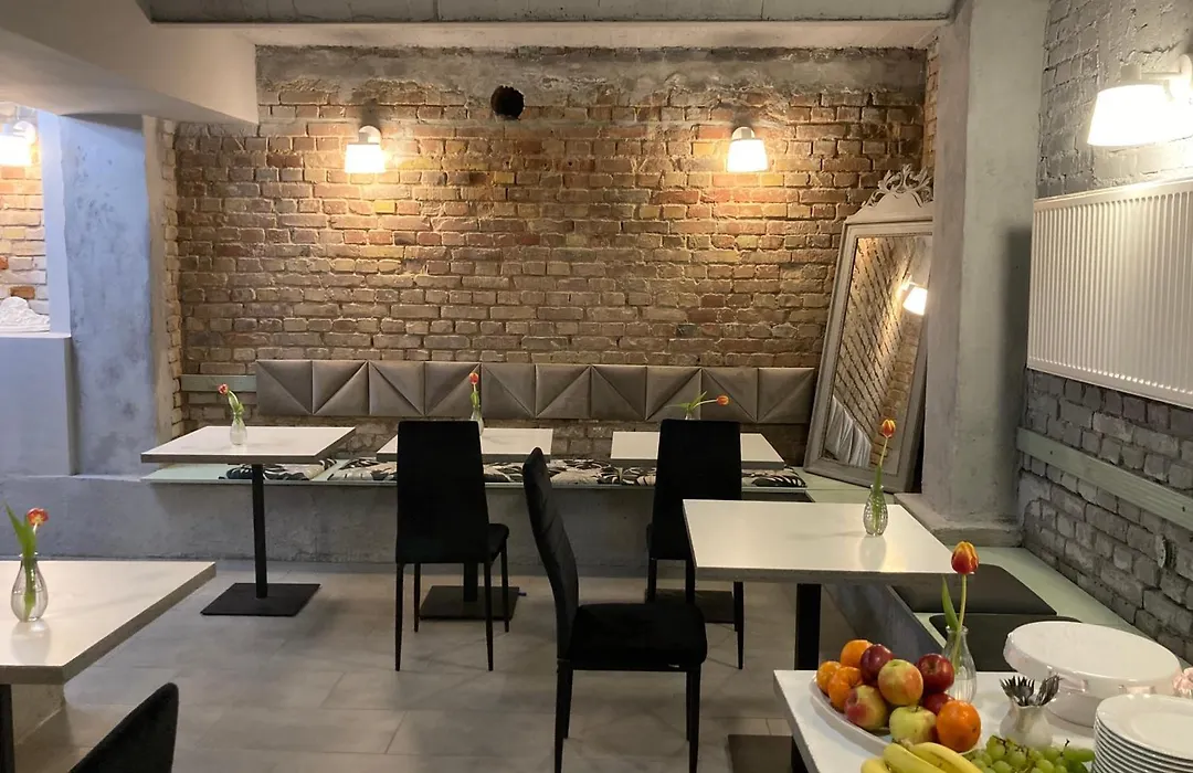 Villa Italiana pokoje z prywatnymi łazienkami&Odnowa Biologiczna-1